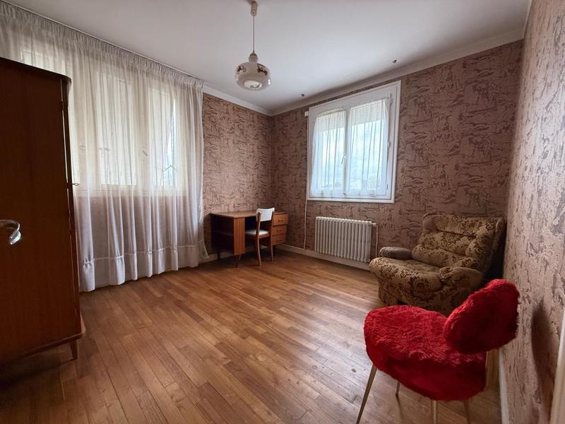 Maison - 170 m² - 7 pièces