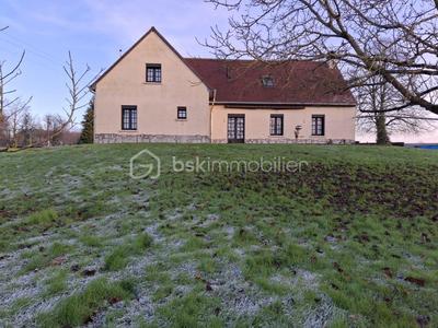 Maison - 215 m² - 7 pièces