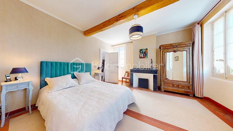 Demeure - 295 m² - 7 pièces