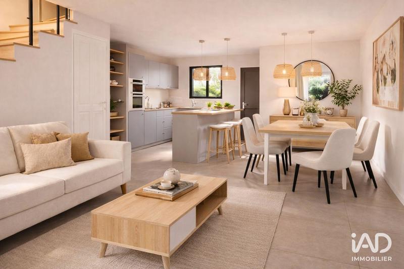 Maison - 84 m² - 4 pièces