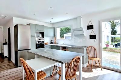 Maison - 77 m² - 4 pièces