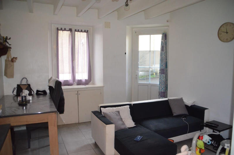 Immeuble - 113 m² - 6 pièces