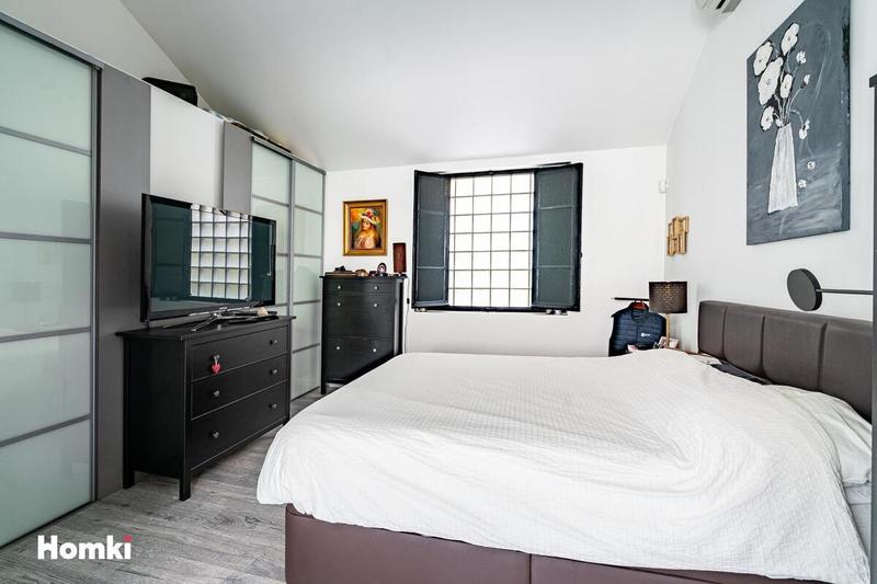 Maison - 180 m² - 6 pièces