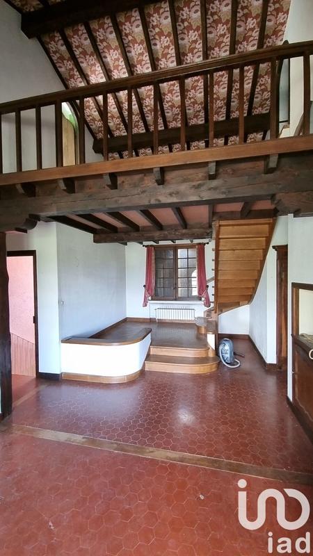 Maison - 216 m² - 11 pièces