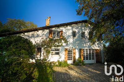 Maison - 251 m² - 10 pièces