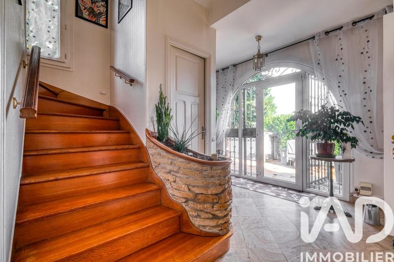 Maison - 170 m² - 6 pièces