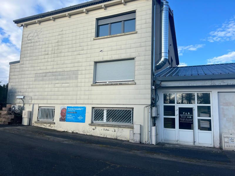 Local commercial - 383 m²