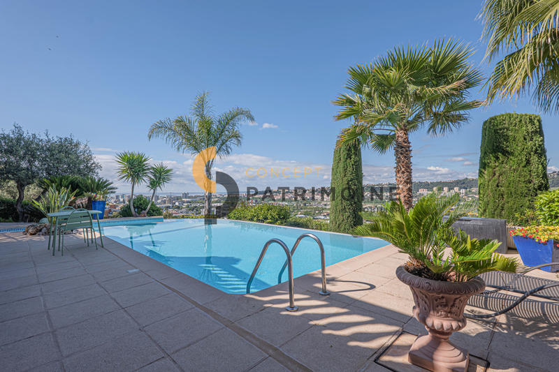 Maison - 173 m² - 6 pièces