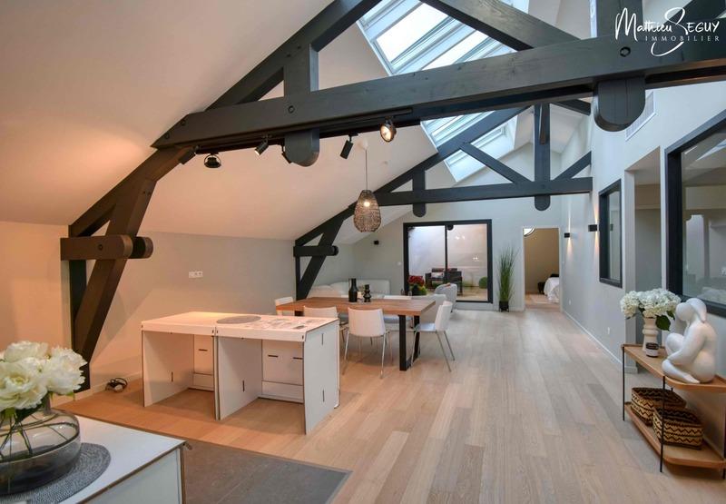 Loft - 114 m² - 4 pièces