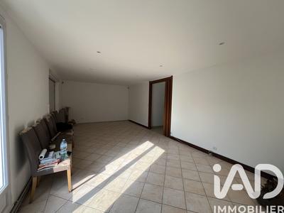 Maison - 183 m² - 9 pièces
