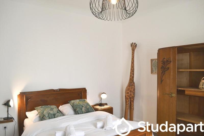 Chambre - 14 m² - 1 pièce