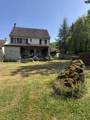 Maison - 95 m² - 4 pièces