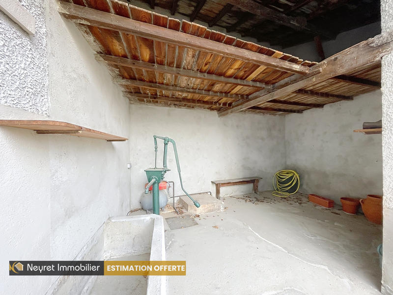 Propriété - 172 m² - 6 pièces