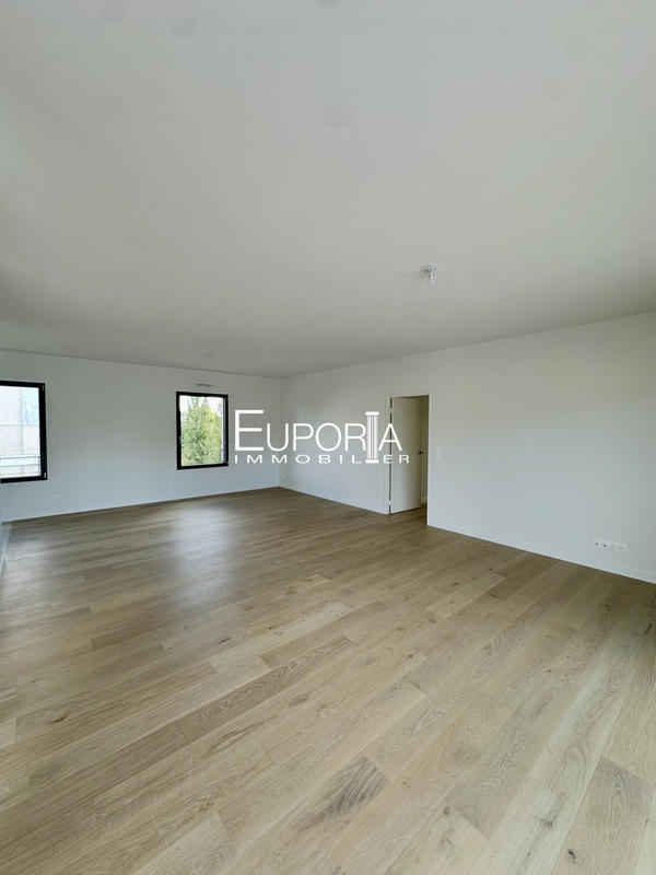 Appartement - 127 m² - 4 pièces