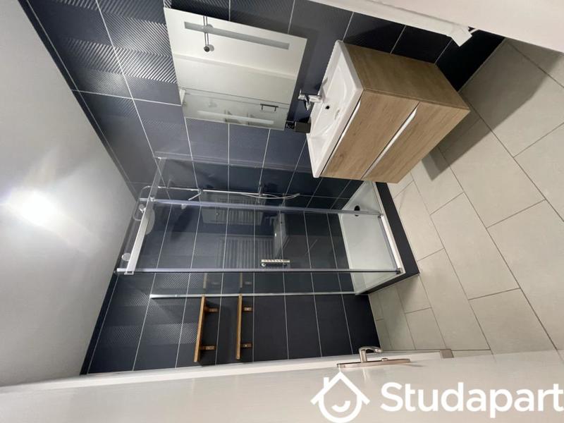 Chambre - 15 m² - 1 pièce