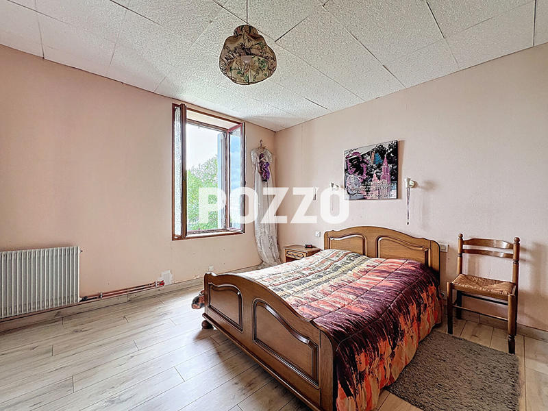 Maison - 160 m² - 7 pièces