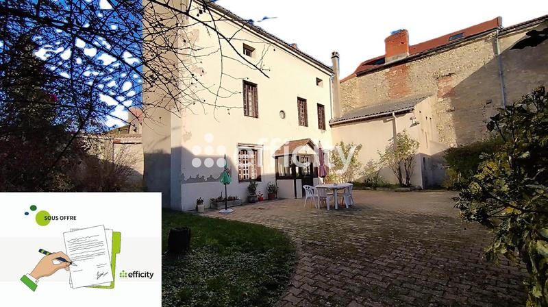 Maison - 93 m² - 4 pièces