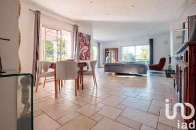 Maison - 170 m² - 5 pièces