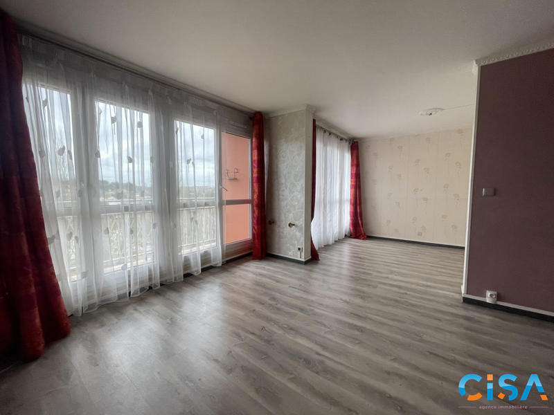 Appartement - 80 m² - 4 pièces