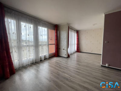 Appartement - 80 m² - 4 pièces