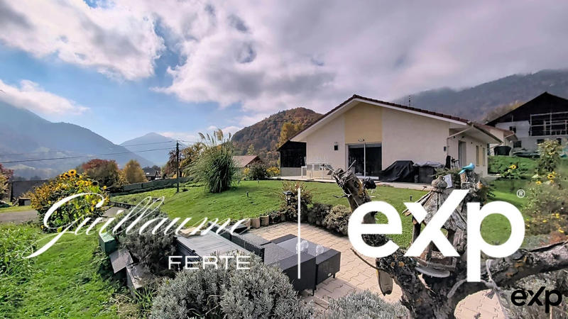 Maison - 94 m² - 4 pièces