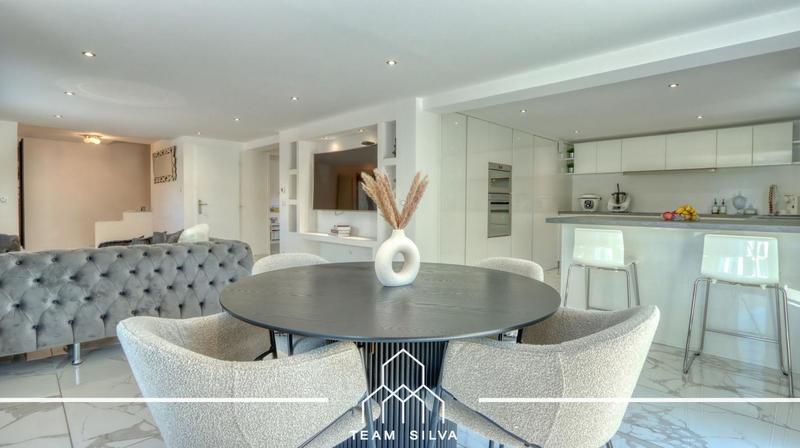 Maison - 160 m² - 6 pièces