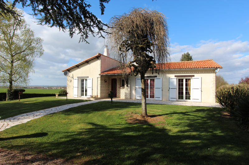 Maison - 120 m² - 5 pièces