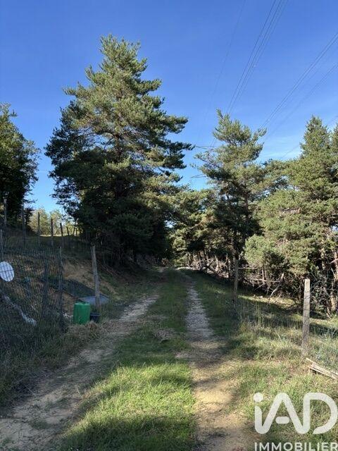 Terrain - 30 000 m²