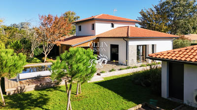 Villa - 150 m² - 6 pièces