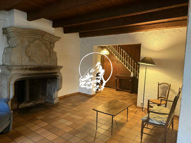 Maison - 213 m² - 6 pièces