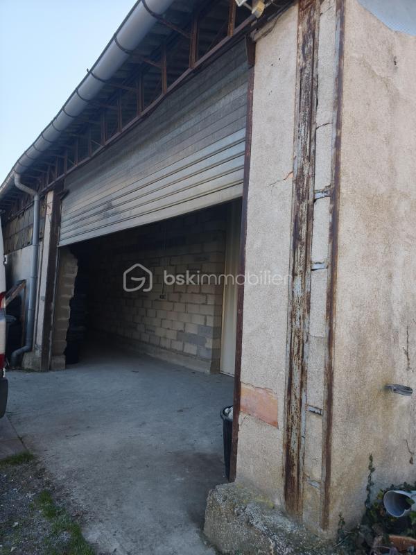 Entrepôt - 438 m² - 1 pièce