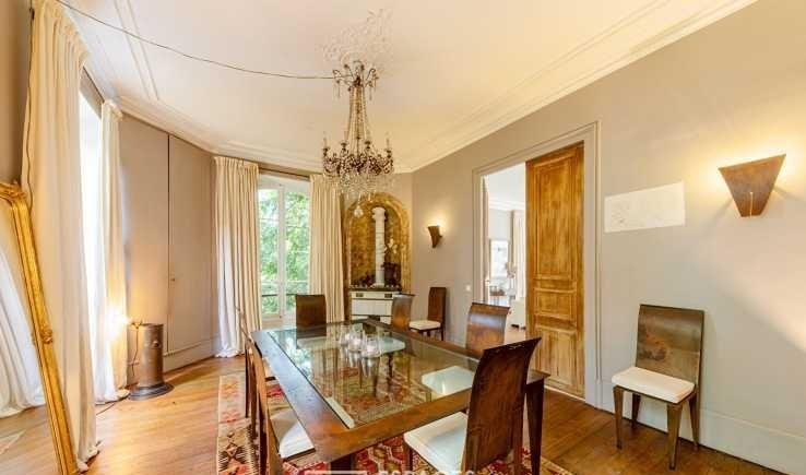 Manoir - 615 m² - 18 pièces