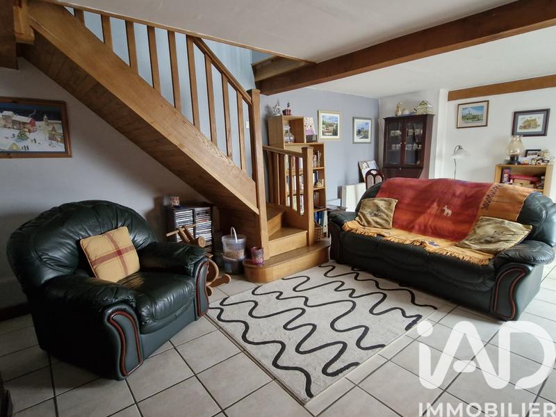 Maison - 330 m² - 12 pièces