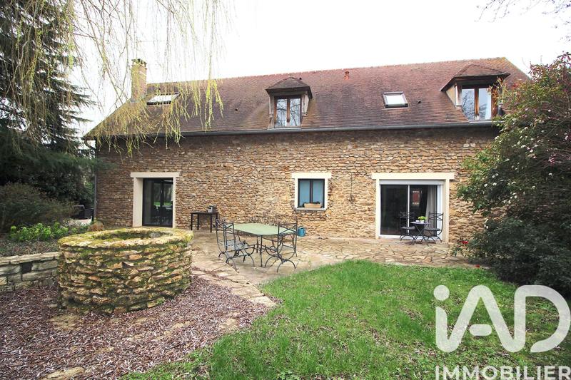 Maison - 140 m² - 5 pièces