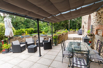 Moulin - 297 m² - 13 pièces