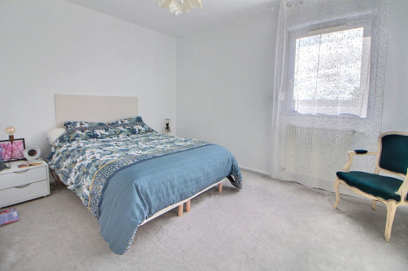 Appartement - 94 m² - 4 pièces