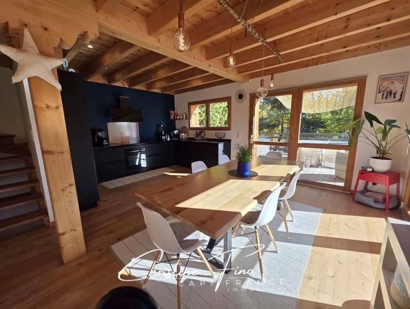 Châlet - 162 m² - 10 pièces