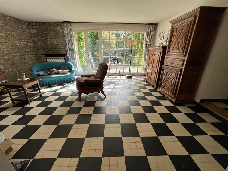 Maison - 255 m² - 9 pièces