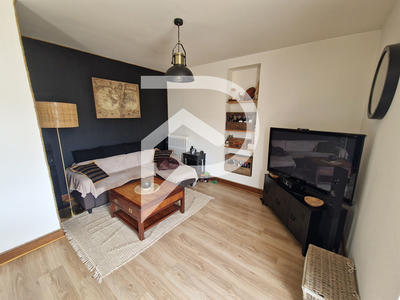 Immeuble - 7 pièces