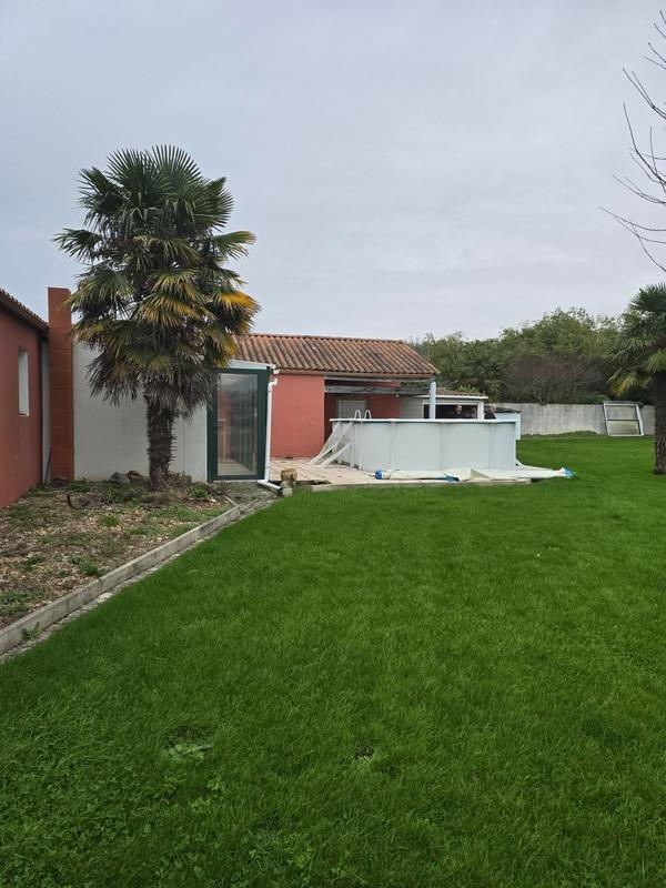 Maison - 100 m² - 8 pièces