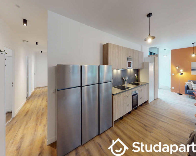 Chambre - 280 m² - 1 pièce