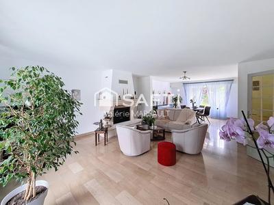 Maison - 185 m² - 6 pièces