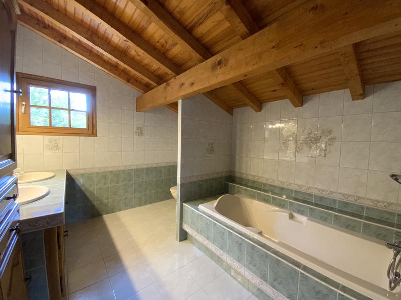 Maison - 170 m² - 7 pièces