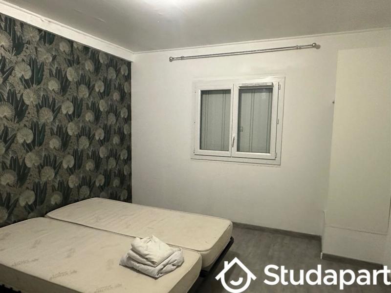 Appartement - 110 m² - 7 pièces