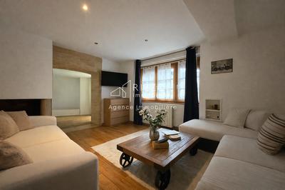 Appartement - 94 m² - 4 pièces