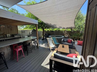 Maison - 160 m² - 8 pièces