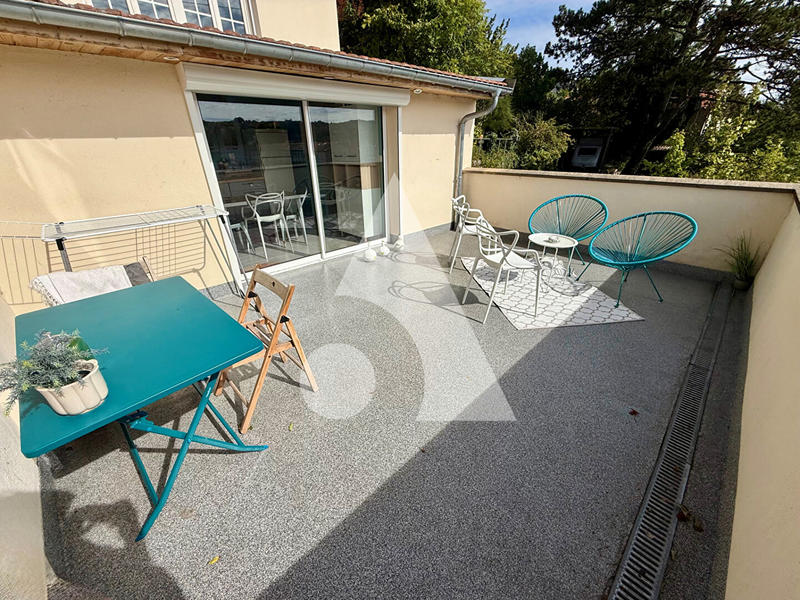 Maison - 121 m² - 4 pièces