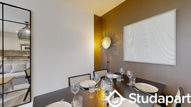 Chambre - 11 m² - 1 pièce