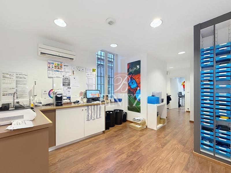 Local commercial - 189 m²