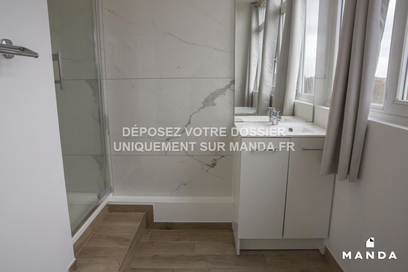 Chambre - 10 m² - 4 pièces